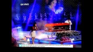 Jenni Rivera Funeral Service Jackie le canta a su madre quotTu Estas Aquiquot [upl. by Eetsirk]