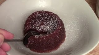 Recette Fondant au Chocolat  Chocolate Lava Cake Recipe  Recettes Maroc [upl. by Erodavlas]