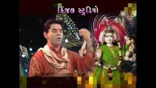 gujarati garba songs  ghammer ghammer ghumyo  album  aavo to ramvane  singer  kanu [upl. by Ahsyek402]