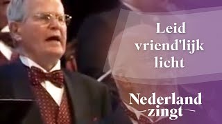 Nederland Zingt Leid vriendlijk licht [upl. by Monagan797]