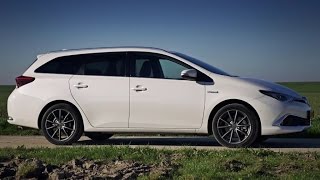 Toyota Auris TS Hybrid 2015 review [upl. by Cazzie]