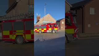 WN01P1 Caernarfon First Pump Responding [upl. by Tteraj281]