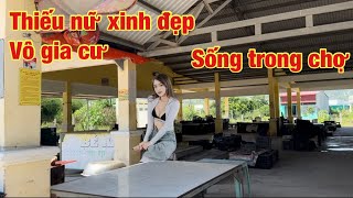 Xuất hiện quotThiếu nữ xinh đẹpquot vô gia cư xinh đẹp hơn ca sĩ sống trong chợ [upl. by Danelle16]