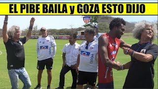 PIBE VALDERRAMA VIDEO BAILA y HACE REIR al BOLILLO Gomez y JUGADORES JUNIOR de BARRANQUILLA [upl. by Murial]