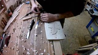 Time Lapse sculpture sur bois dune feuille StyliséWood carving [upl. by Loram347]