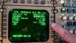 BOEING 747 RECEIVE CLEARANCE TO CROSS THE ATLANTIC OCEAN VIA SATELLITE DATA LINK ACARS [upl. by Ettenav]