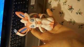 Sylveon Nymphia Pokemon TOMY palm figure talking figure [upl. by Gitt80]