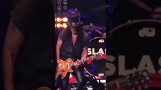 INTRO SWEET CHILD O MINE gunnroses slash 2024 intro guitar [upl. by Lilith]