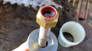 How to fix a hydraulic cylinder that comes unthreaded from the rod wisconsin dairy farm [upl. by Osher365]