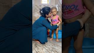 আমার ১ বছরের বাচ্চার সকালের রুটিন Best Baby Products দিয়ে ত্বককে নরম রাখুন [upl. by Inahc352]