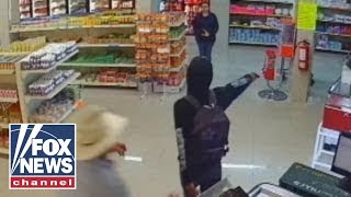 Customer wrestles gun from armed robber in Mexico [upl. by Tansey]