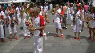 La Banda Kalimucho aux Fêtes de la Madeleine 2012 MontdeMarsan quotPaquito el Chocolateroquot [upl. by Odinevneib899]