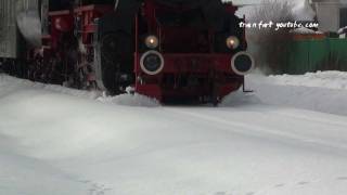 HDDampflok 52 7596 macht den Schneepflug in Kleinengstingen  Supergenial [upl. by Russ]