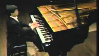 Beethoven Sonata Op2 No3 in C Major played by Murray Perahia [upl. by Hodges]