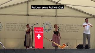 Miss Helvetia Barbara Klossner singt SchweizerHymne mit neuem Text [upl. by Eilatan585]