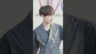 BTS j hope in gray dress what is the real name of BTS j hope commentary [upl. by Gannon321]