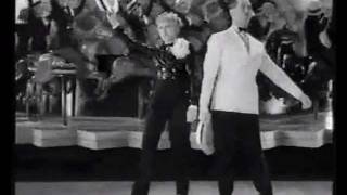 Maurice Chevalier amp Sim Viva  Les Chapeaux de paille  FoliesBergère  1935 [upl. by Icat925]