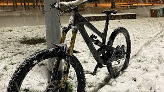 MTB Eupen Winter ❄️ Im Schnee fallen amp Wheelies Treppen und so… [upl. by Martel]