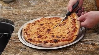 How to Cut Pizza With Scissors  Tips for Making Pizza [upl. by Hameerak]