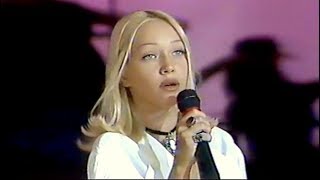 Deborah Blando  Innocence Domingão Do Faustão 1993 [upl. by Vasiliu256]