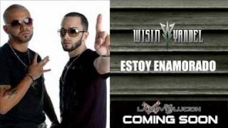 Wisin Y Yandel  Estoy Enamorado ORIGINAL LYRICS REGGAETON 2010 [upl. by Nyliak]