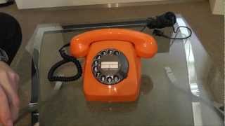 Wählscheibentelefon 1970 Orange  Telefonieren wie ein Chef [upl. by Desirea]