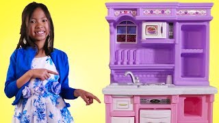 Wendy Pretend Play with Purple Kitchen Toy [upl. by Aikahs]