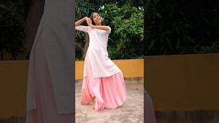 Mein Rang Sharbaton Ka💖 youtubeshorts dance dancecover shorts rangsharbatonka [upl. by Lopes796]