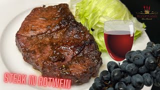 Rezept für Schweinesteak in Wein in einer Pfanne rezeptland [upl. by Lesirg]