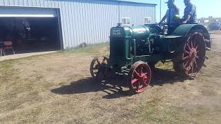 Driving the 1930 hart parr 1836 at the yesterdays farmers threashing show in bowman north dakota [upl. by Eldwin]