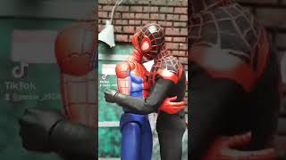 Puede salir a jugar spiderman 🤣 [upl. by Atteuqahc]