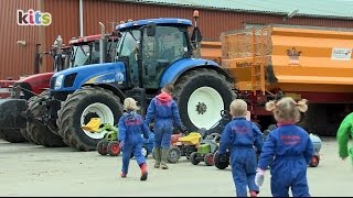 Grote en kleine trekkers bij familie Breure [upl. by Akinnor]