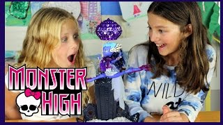 Monster High Boo York Boo York Floatation Station and Astranova Baby Gizmo Review [upl. by Lizabeth176]