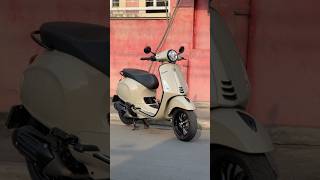 Vespa Primavera 2023 Beige Sabbia vespa sprint s125 gts300 [upl. by Burchett]