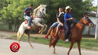 GRAN CABALGATA en Villa Rosa 2016 🐎🐴 [upl. by Aiuqet795]