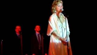 Jeane Manson You Raise me up Live Concert Maussane les Alpilles [upl. by Bridgette]