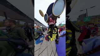 Bee Man at MCM Comic Concrazydudepaul busybee insta360 insta360nosemode beeman insta360 [upl. by Liuqa]