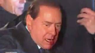 La canzone di Berlusconi colpito  Fammi crescere i denti davanti [upl. by Esihcoc667]