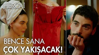 Miran Reyyana hediye olarak gecelik alınca  Hercai 32 Bölüm [upl. by Cori]