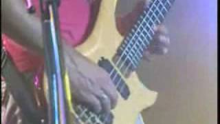 Sempre Mais  Oficina G3 solo de baixo  bass solo HQ [upl. by Gayn]