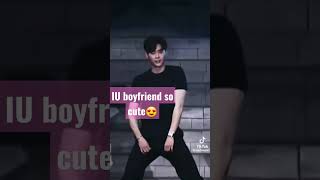 lee jong suk dance so cute😍leeleecouple [upl. by Niveek]