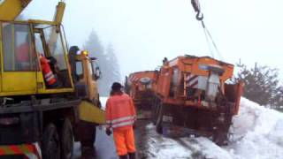 CESTÁŘICZ part 4  vyproš´tování zapadlé TATRY 815 4x4 [upl. by Eelyahs]