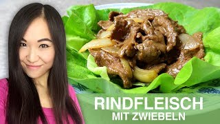 REZEPT gebratenes Rindfleisch mit Zwiebeln  chinesisches Essen aus dem Wok [upl. by Verine]