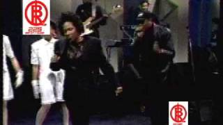 Michelle feat Dr Dre quotNicetyquot LIVE1990Extra Verses Rare [upl. by Anala151]