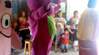 Patricio y Barney bailando chuchuwawa [upl. by Adley]