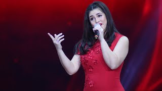 Regine Velasquez sings On The Wings of Love in Philippine Arena [upl. by Courcy98]