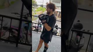 Bientôt un combat de boxe thaï 🇹🇭🥊 [upl. by Ynohtnakram]