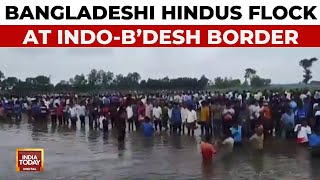 Bangladeshi Hindus Flock At IndoBangladesh Border BSF Troops Deployed To Control Crowd At Border [upl. by Cutler]