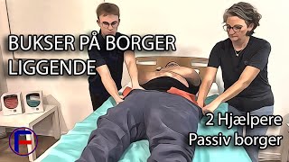 Bukser på borger  2 Hjælpere [upl. by Rexferd]