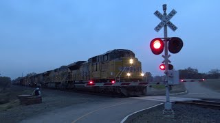 UP 8889 Manifest With Garbage Cans North Sacramento Northern Bike Trail Ped Railroad Crossing [upl. by Ellecram894]